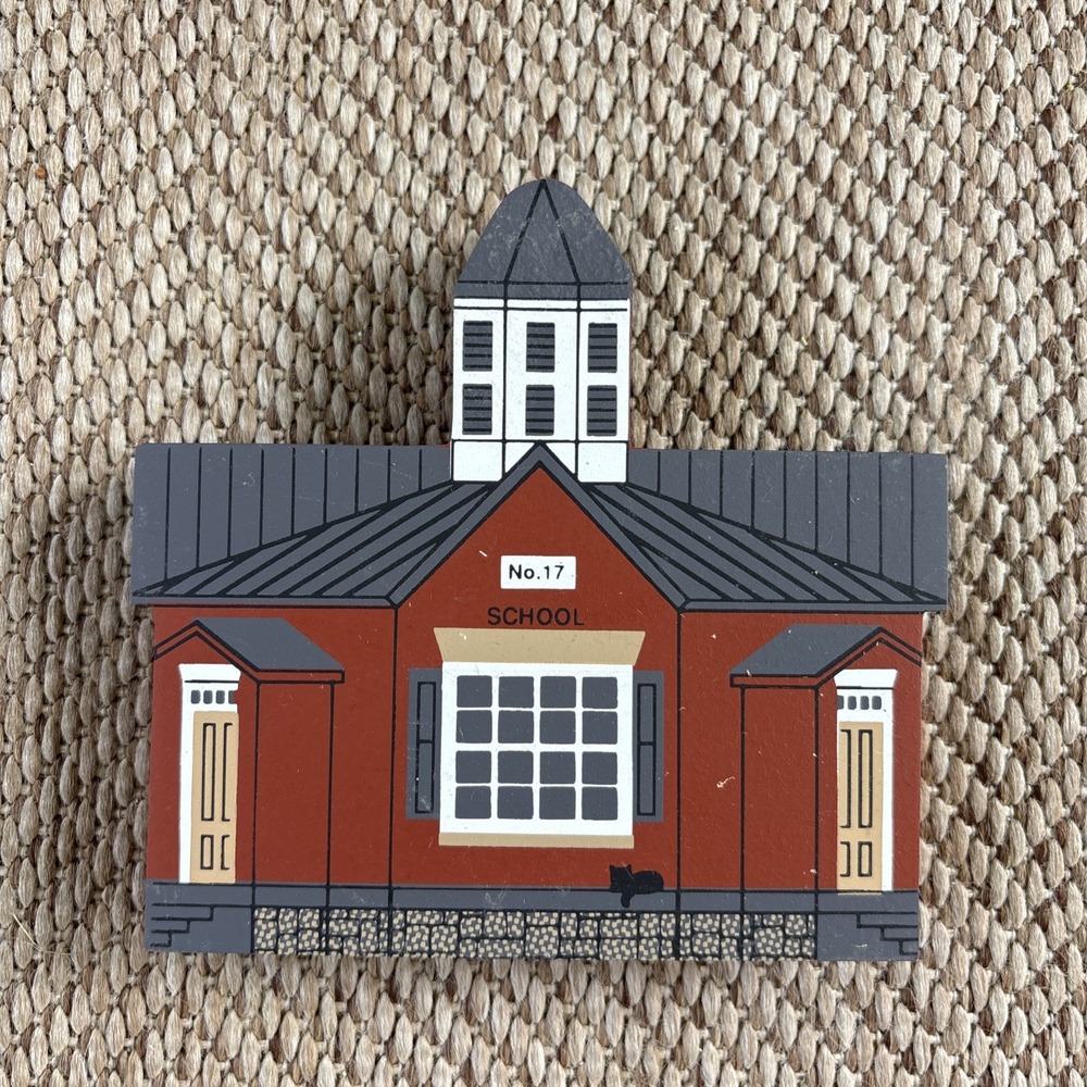 The Cats' Meow Vintage Wooden Village 1989 Series VII Octagonal School